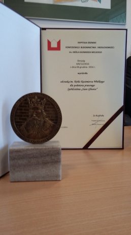 Odznaka KBiN im. Króla Kazimierza Wielkiego dla Spółdzielni „Stare Gliwice”